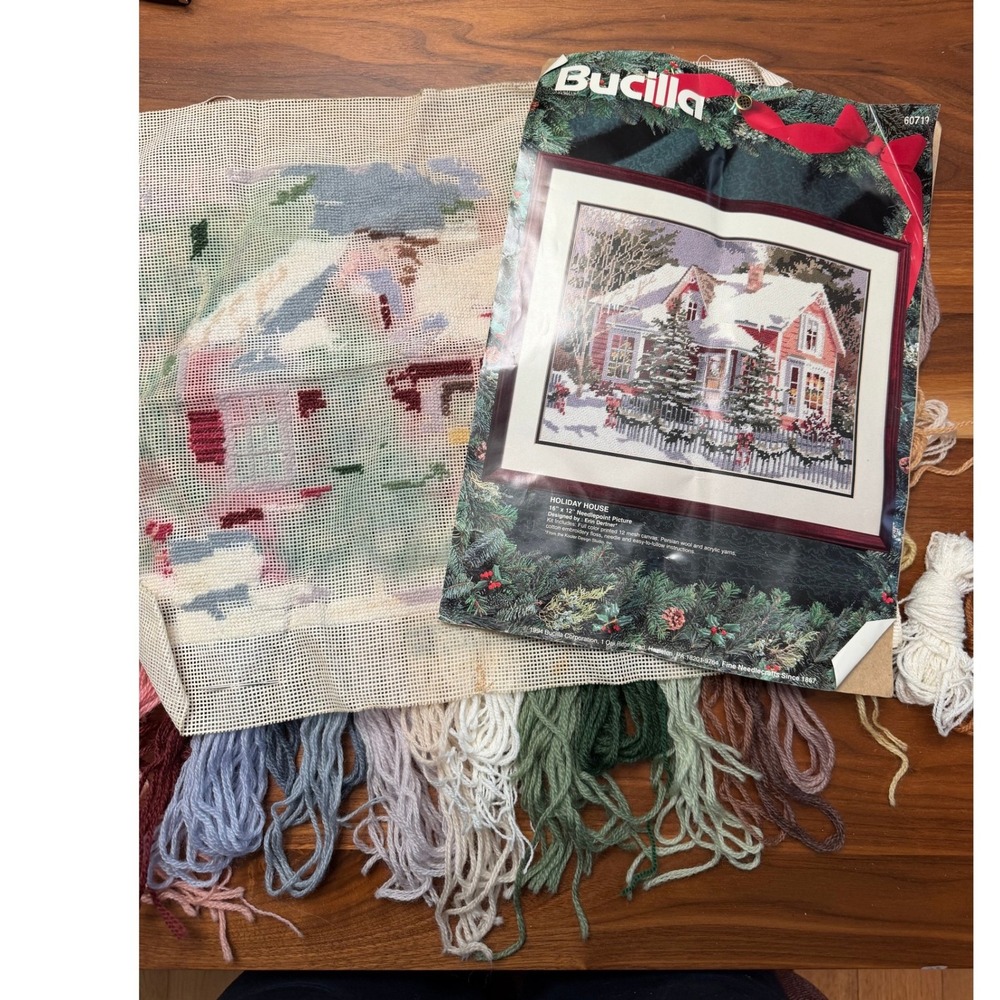 VTG Bucilla Needlepoint Kit Holiday House 16x12 Multicolor Winter Scene READ!